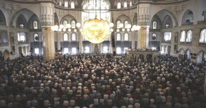 2026 Manisa Bayram Namazı Saati Açıklandı! İşte Detaylar!